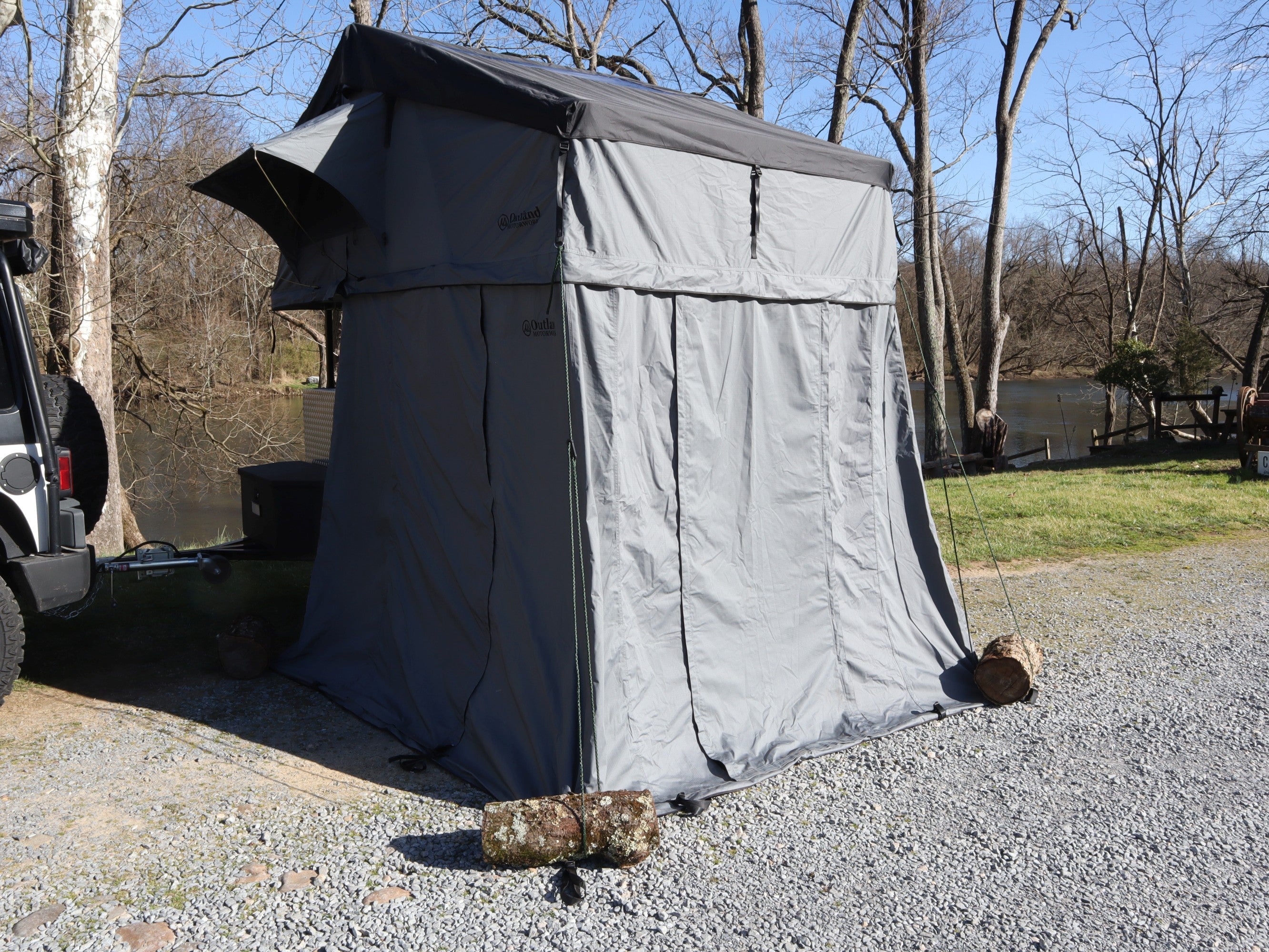 Yonder Big'Un Roof Top Tent- Cali King - Outland Motorworks