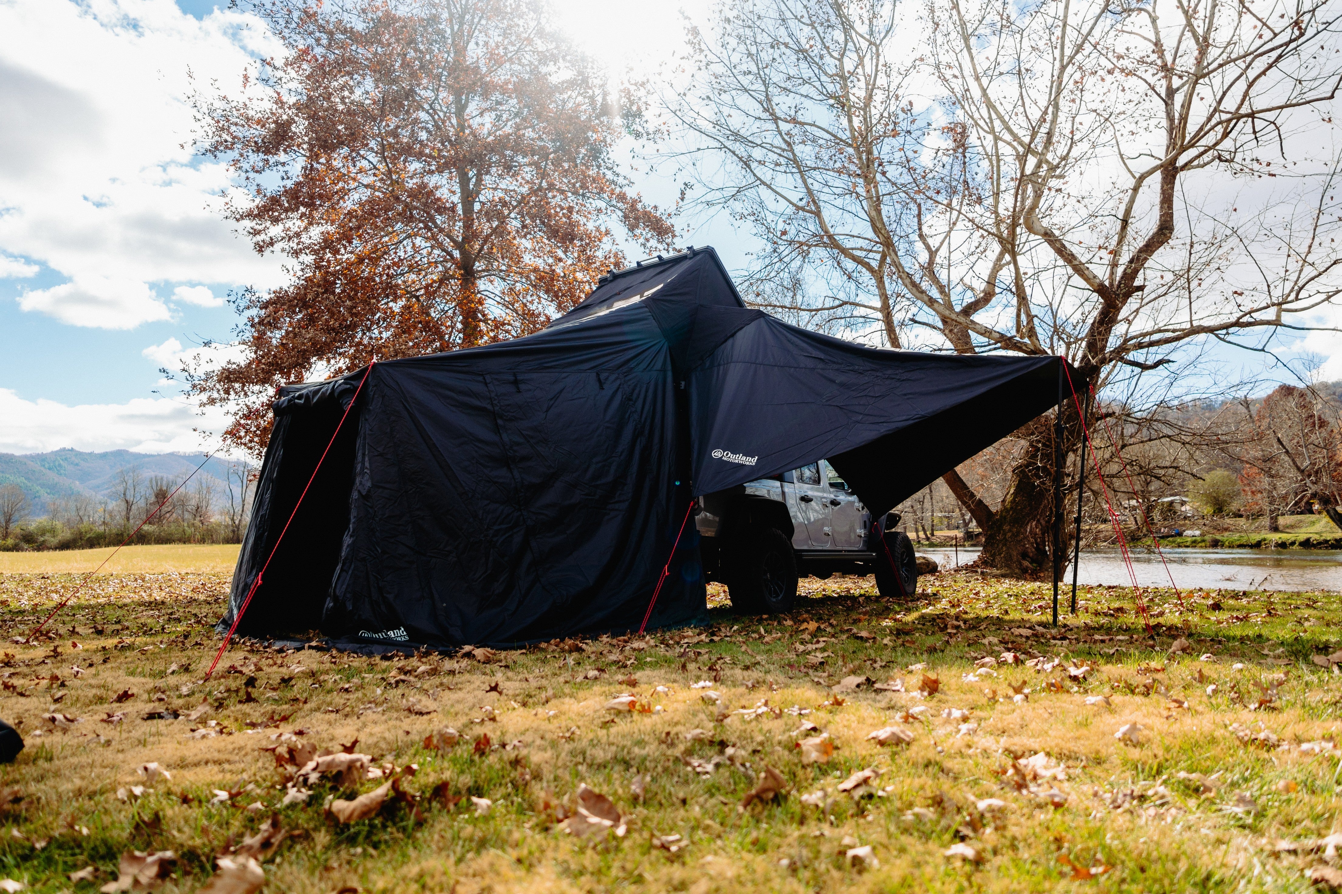 CattyWampas Rooftop Tent - Full - Outland Motorworks