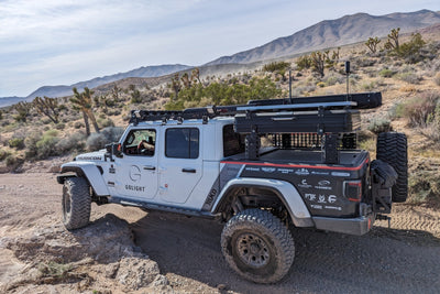 Jeep Gladiator Overlander Bed Rack With Roof Top Tent and Retractable Bed Cover